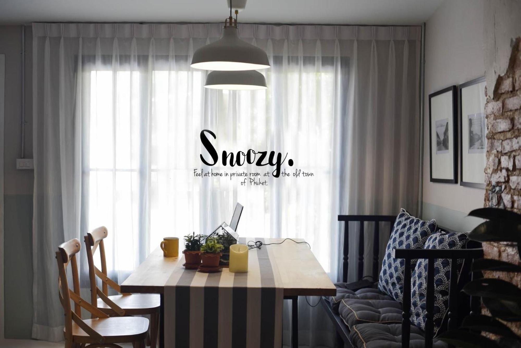 Snoozy Guesthouse Phuket Esterno foto