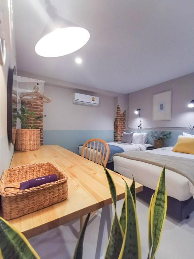 Snoozy Guesthouse Phuket Esterno foto